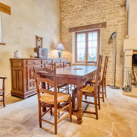 Charmante Maison Avec Piscine Nyaraló *