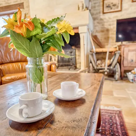 Charmante Maison Avec Piscine