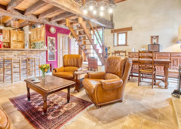 Charmante Maison Avec Piscine