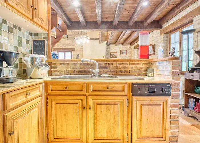 Semesterbostad Charmante Maison Avec Piscine