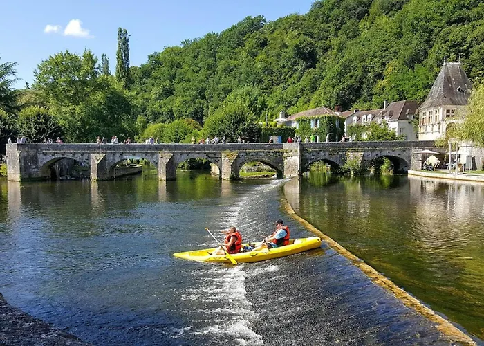 Semesterbostad Charmante Maison Avec Piscine