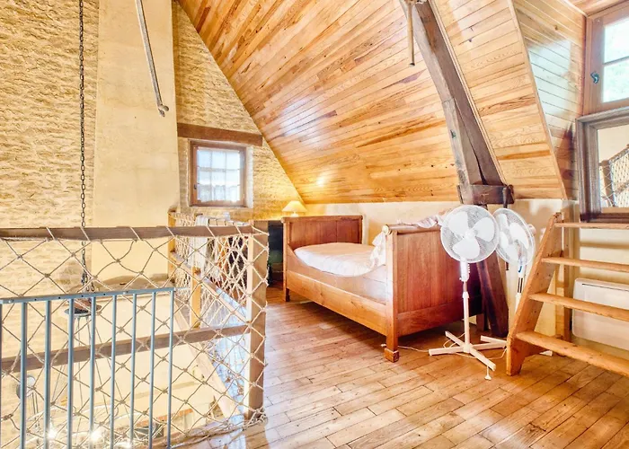 Semesterbostad Charmante Maison Avec Piscine *